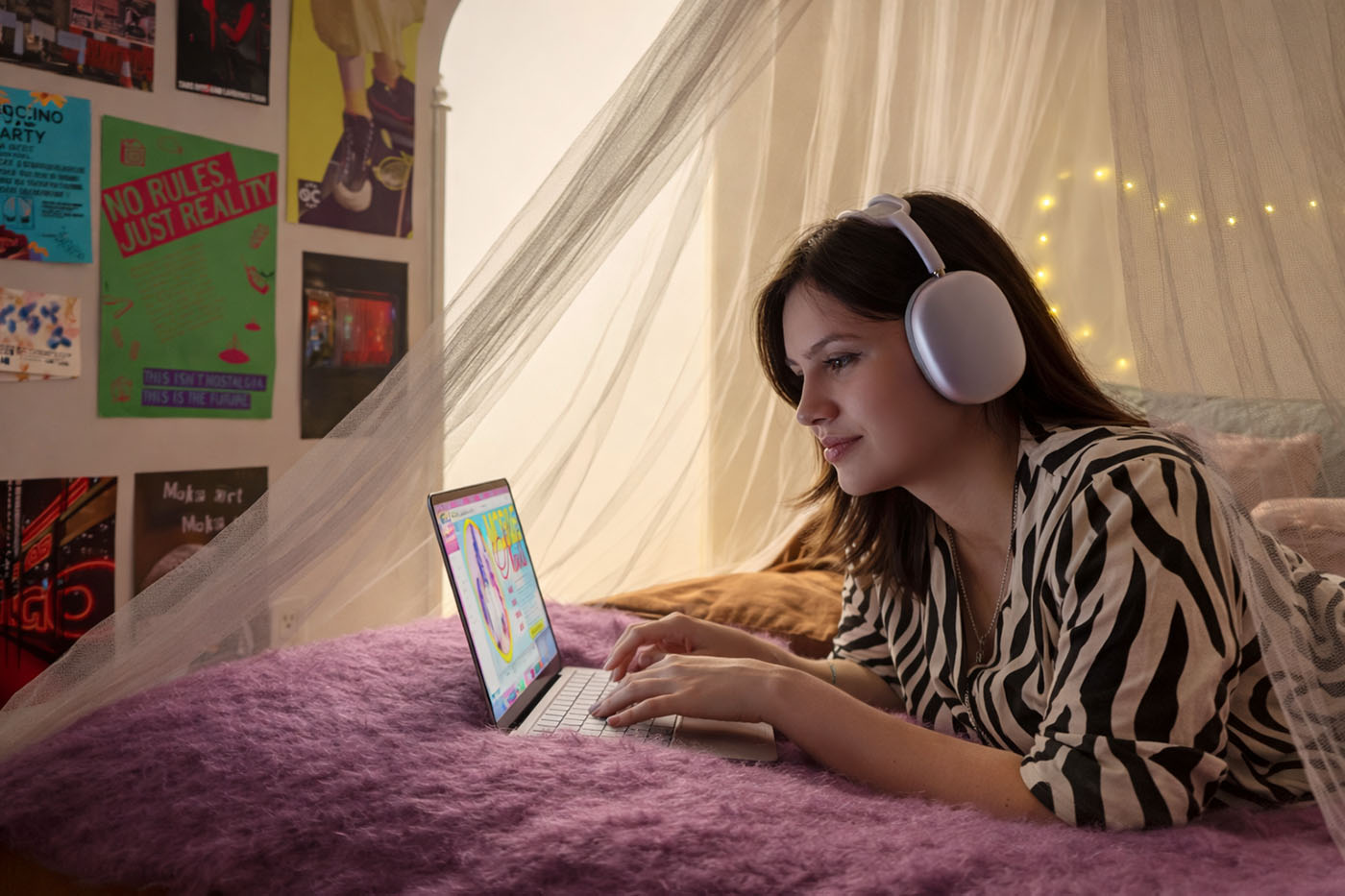 MacBook Neo работает без подзарядки в течение всего дня