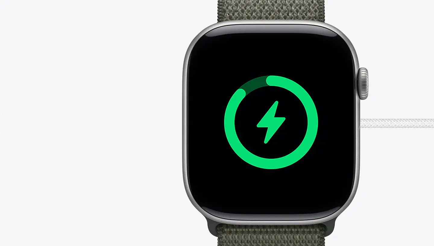 На изображении слайд про Apple Watch Series 11 демонстрирует спорт