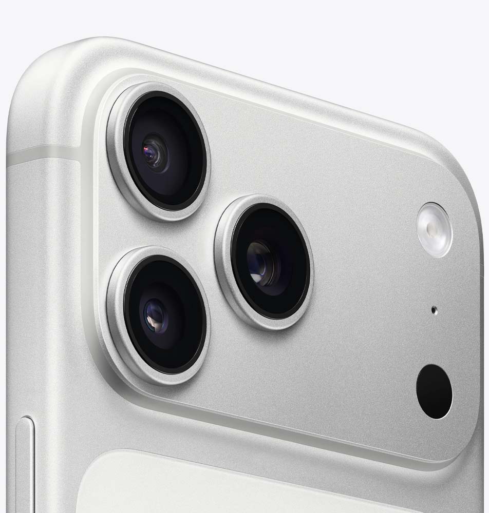 Вид на камеры iPhone 17 Pro Max Серебрстый