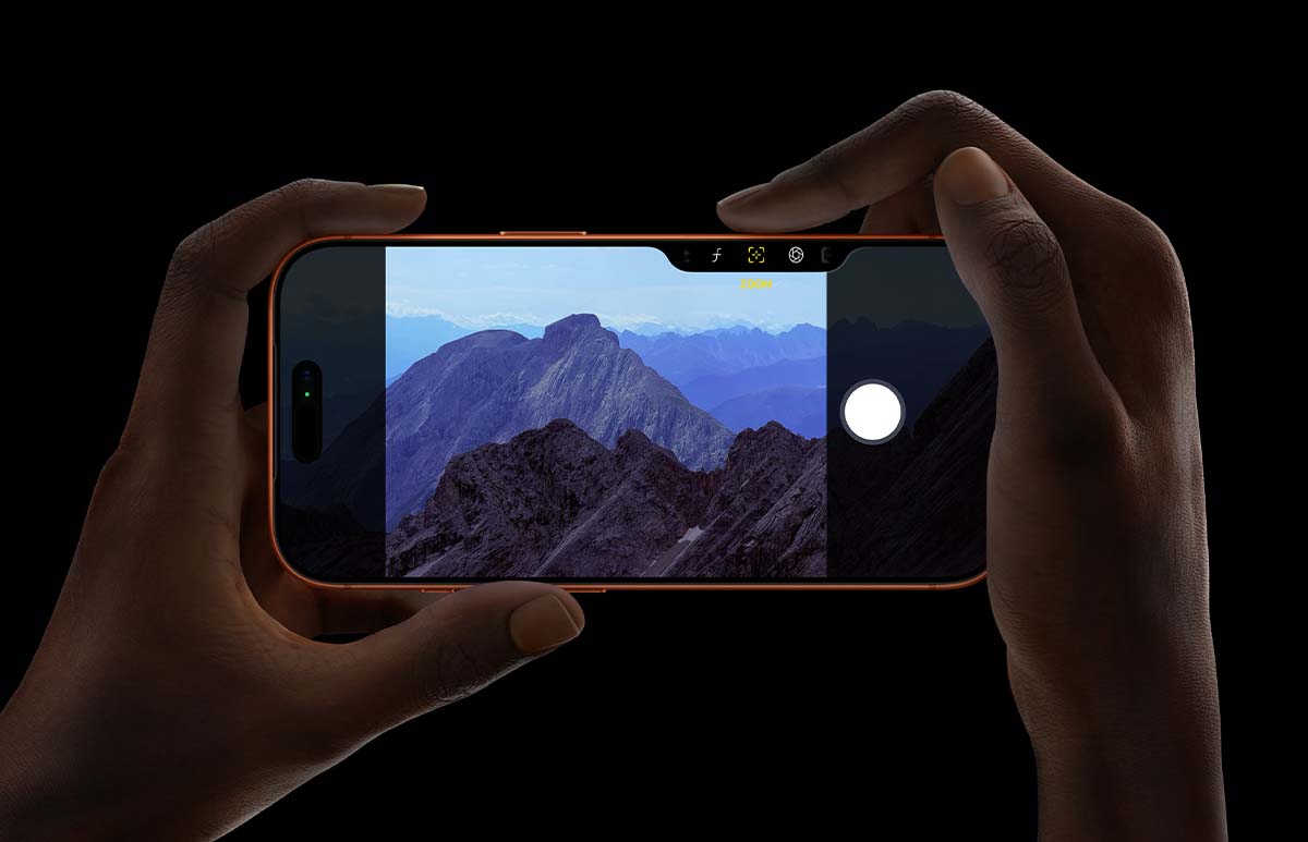 Изображенны, использование кнопки управления камерой на iPhone 17 Pro