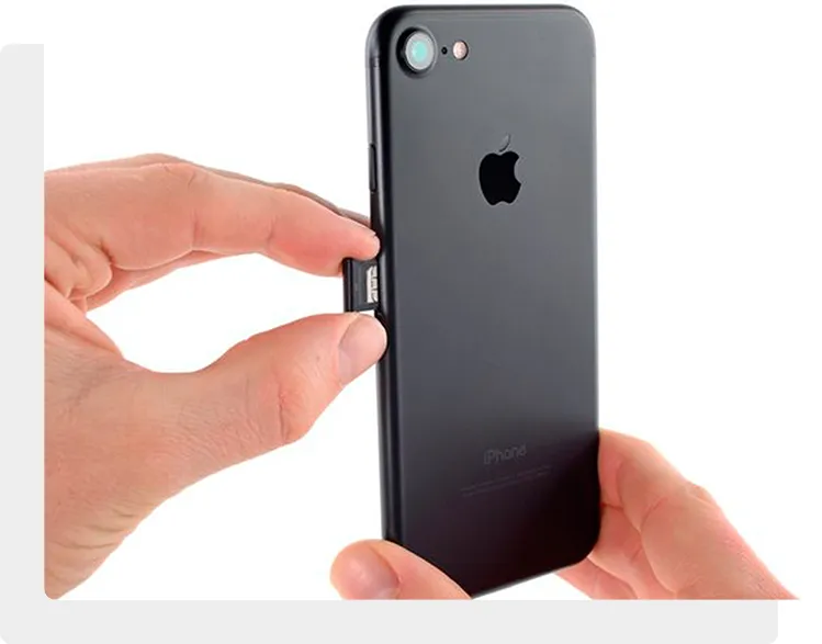 iPhone 7 не видит SIM-карту