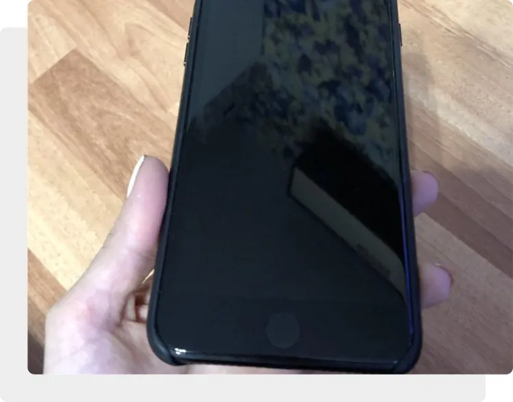 Экран не работает iPhone 7 Plus