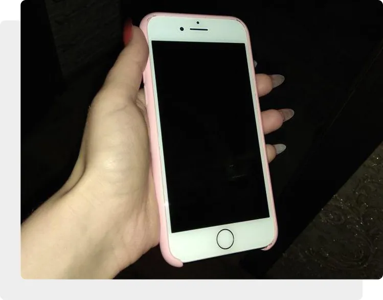 В iPhone 8 нет подсветки