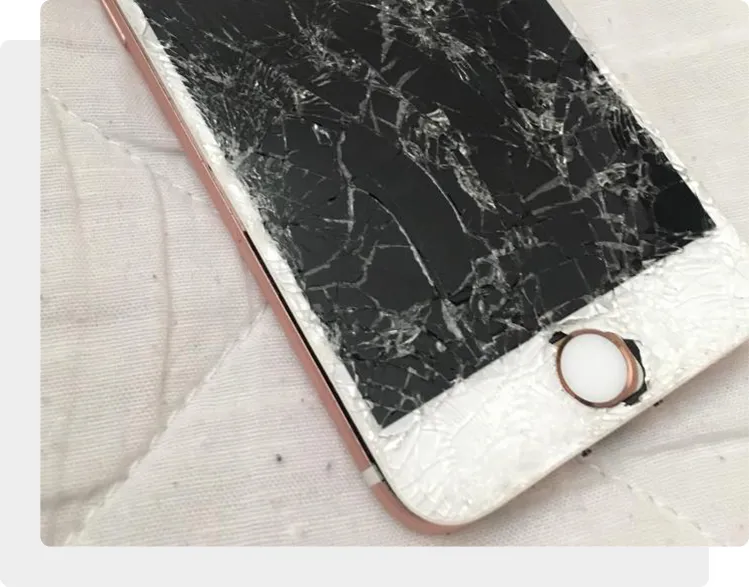 Разбилось стекло на iPhone 8 Plus