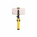 Фото монопода для селфи Momax Selfie Hero Bluetooth Selfie Pod 70 см, желтый