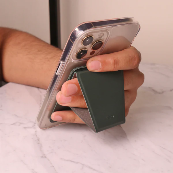 Магн. бумажник UNIQ с функцией стенда LYFT Magnetic Зеленый - фото 5